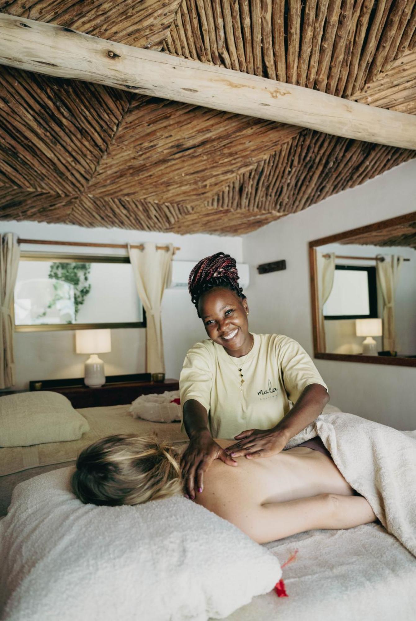 Mala Boutique Hotel Bwejuu Esterno foto